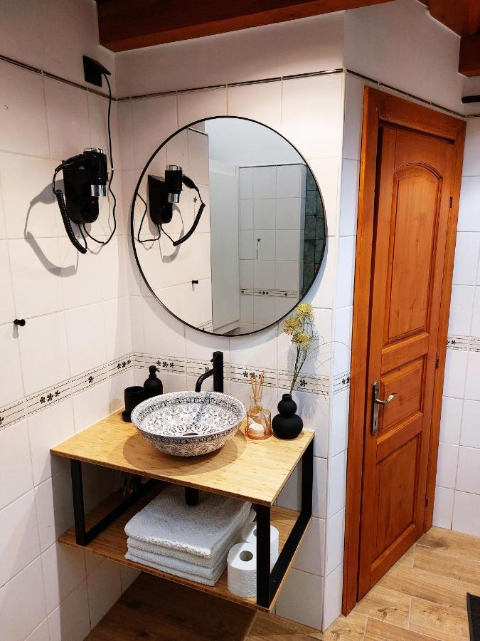 Square 16 Apartman - Absolutely Central Location With Self Check In Szombathely Ngoại thất bức ảnh